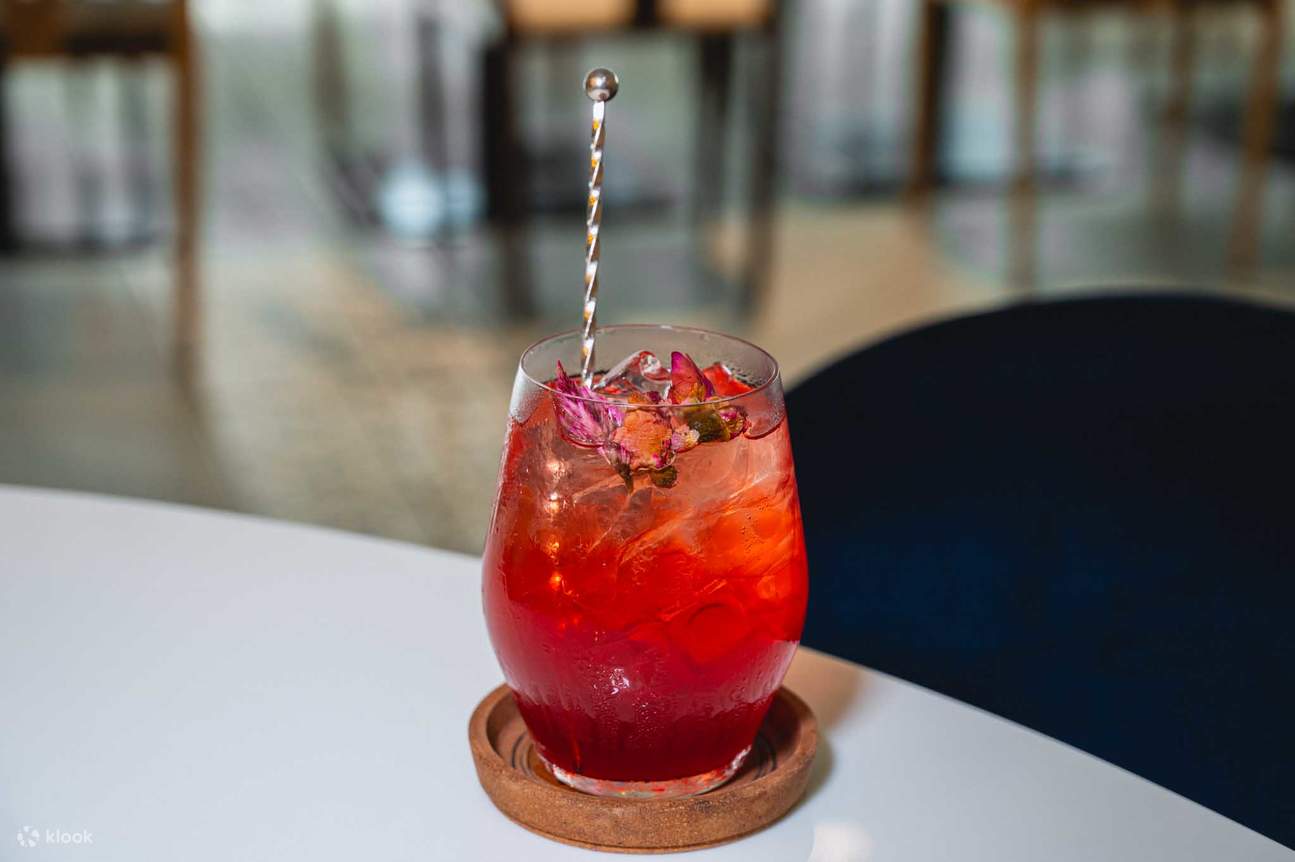 Deja Brew Lifestyle Cafe at Centara Life Hotel Bangkok Phra Nakhon