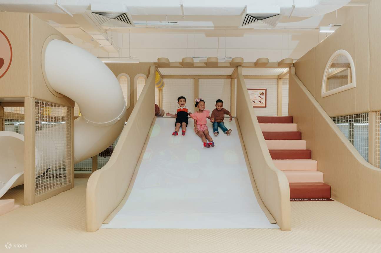 บัตรเข้าคิซโทเปียเพรสทีจ (Kiztopia Prestige) ในสิงคโปร์ (ริเวอร์แวลลีย์)