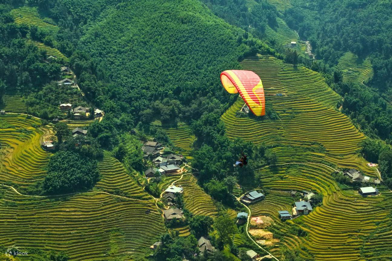 Petualangan sekali seumur hidup di atas lanskap paling ikonik di Vietnam