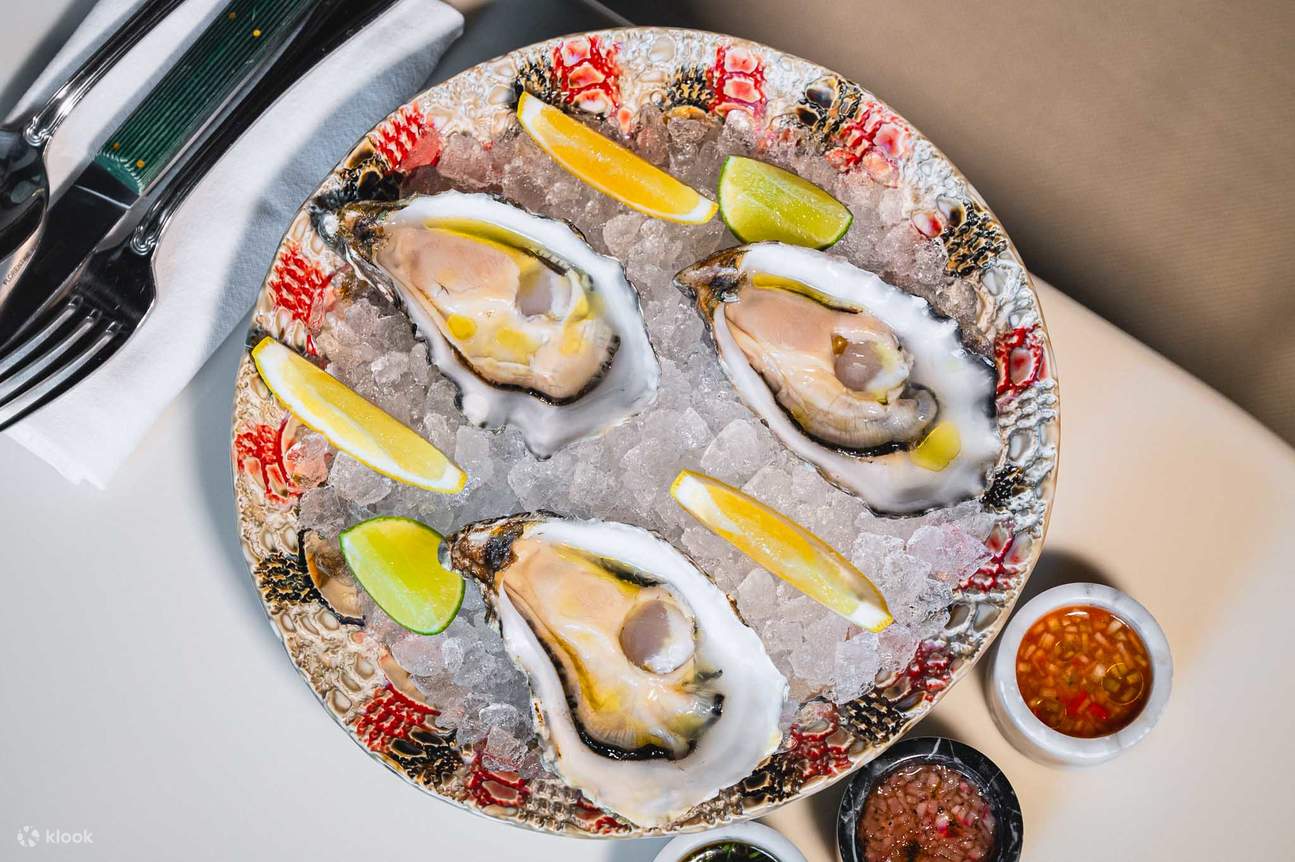 The Standard Grill im The Standard, Bangkok Mahanakhon