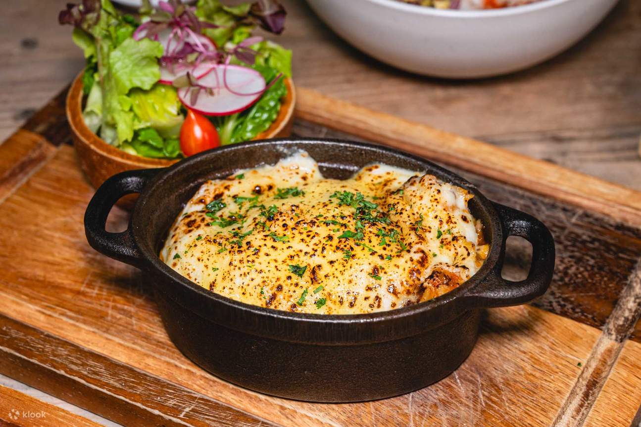 Thai Fusion Dining at Dusit Gourmet, Baan Dusit Thani (BTS Saladaeng)