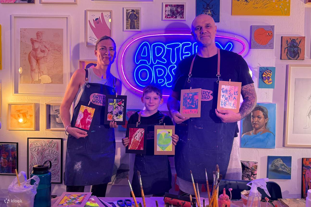 Bersenang-senanglah mengekspresikan kreativitas Anda bersama keluarga dan teman-teman