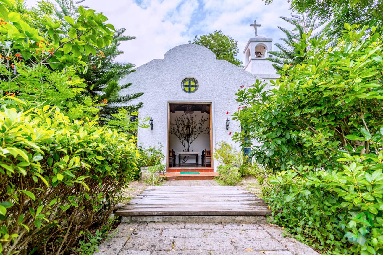 Mặt tiền của nhà nguyện