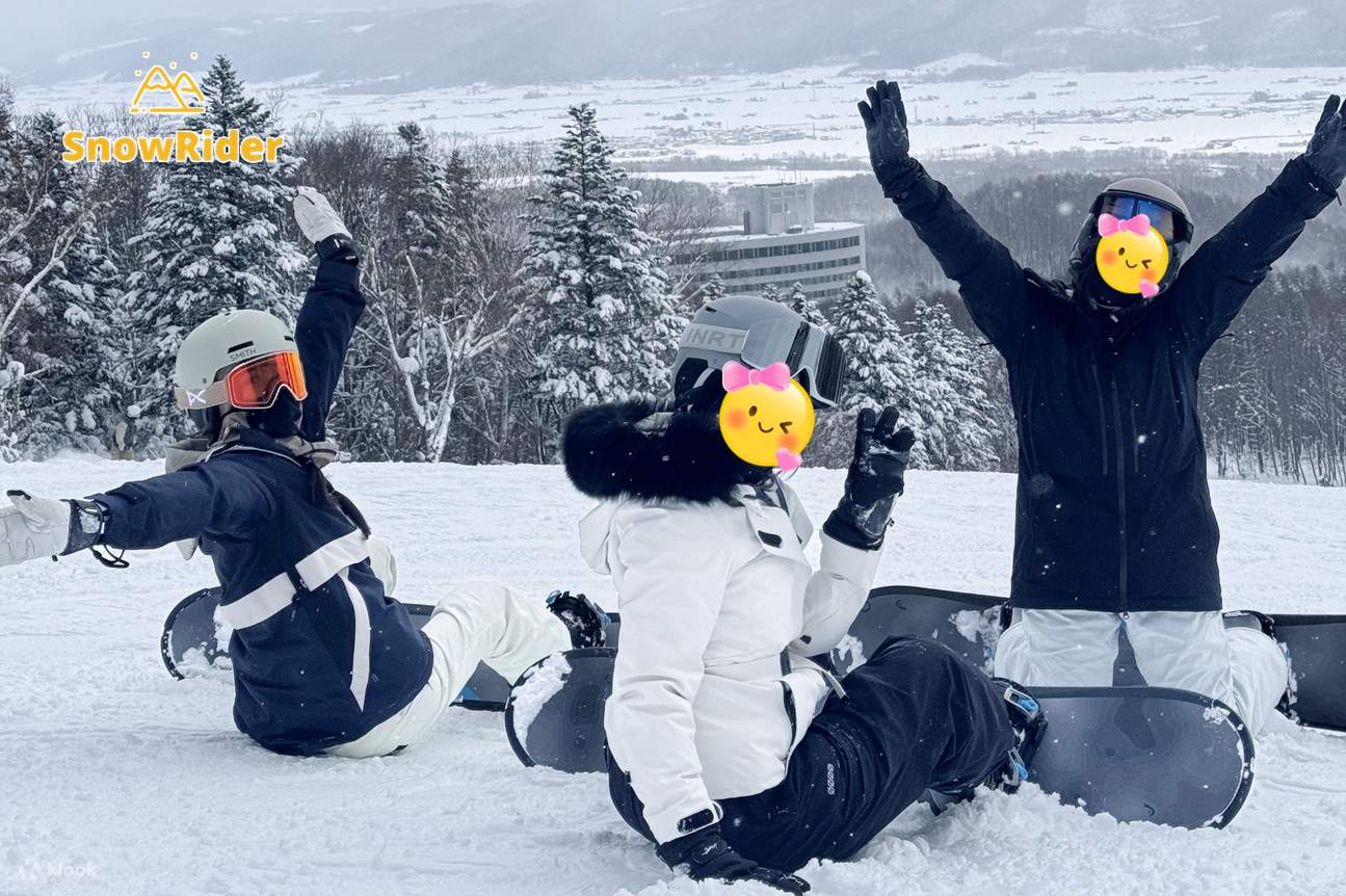Aprender a esquiar con buenos amigos resultó ser más fácil de lo que pensaba.