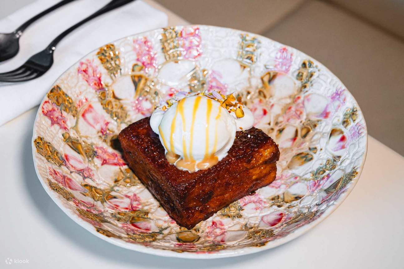 The Standard Grill at The Standard, Bangkok Mahanakhon