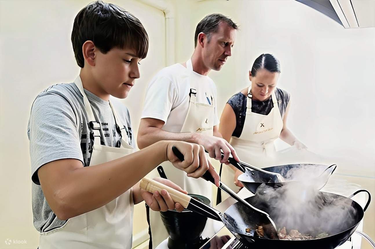 Pengalaman Kelas Memasak Thailand Maliwan di Bangkok