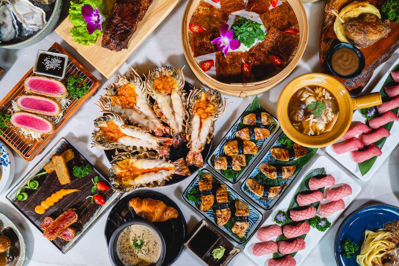 Buffet Quốc Tế Charoen Rung Rueang True Digital 101