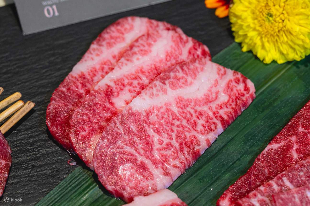 TORA Yakiniku x Cafe Crystal Design Center