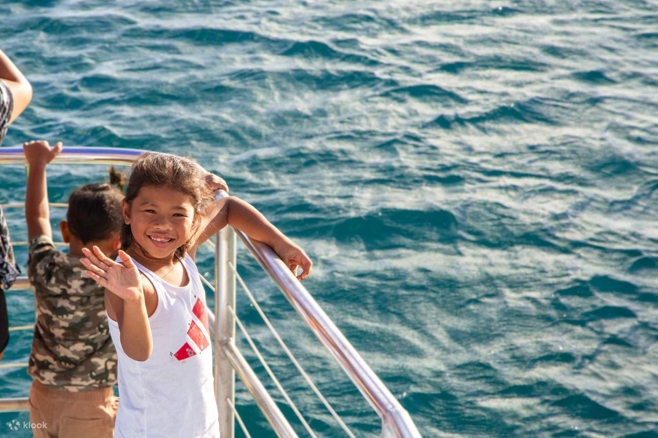 Grande crociera con cena al tramonto a Guam