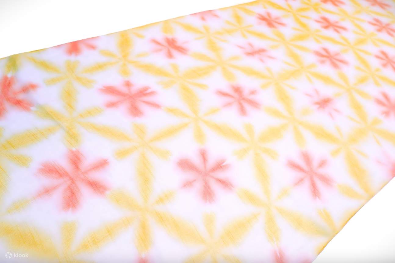 Киото: Мастер-класс по окрашиванию палантина «снежинка шибори»