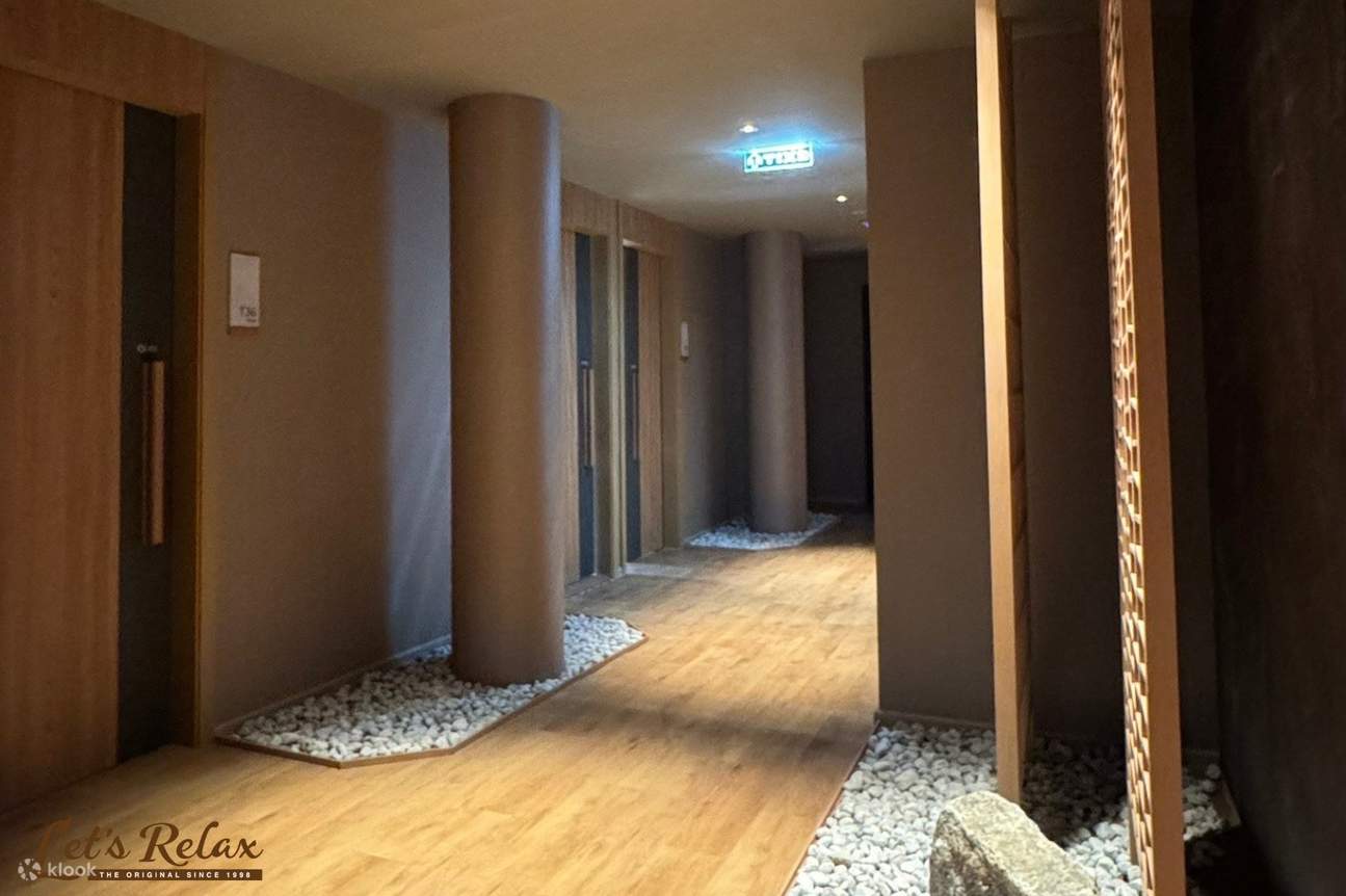 レッツリラックス スパ バンコク スクンビット14 (Let's Relax Spa Bangkok Sukhumvit 14)