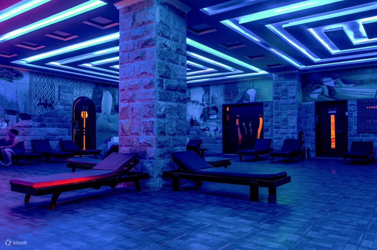 Türkisches Bad und Massage & Jacuzzi & Sauna & Dampfbad mit Transfer - Hurghada