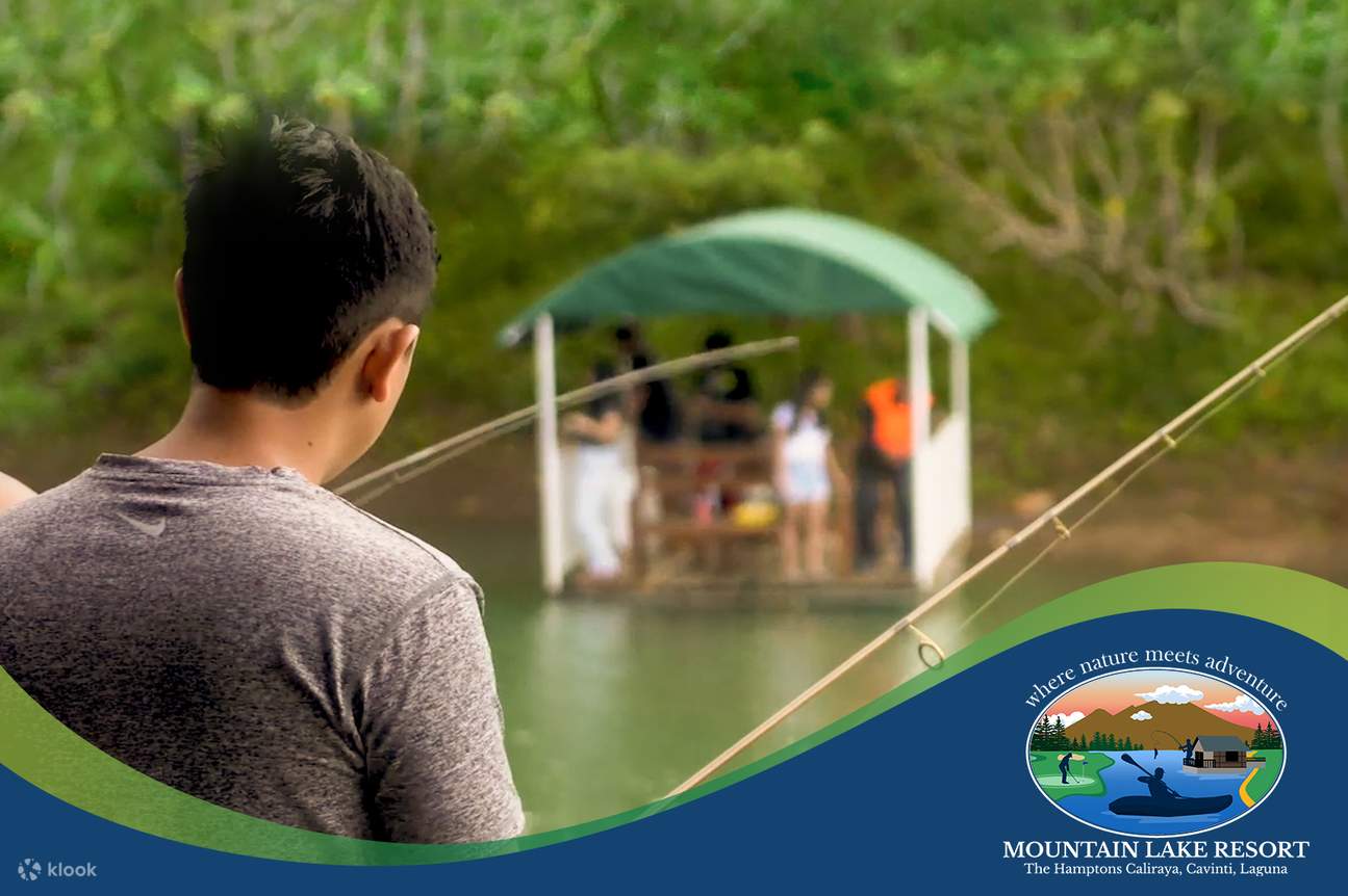 Memancing di resor danau pegunungan