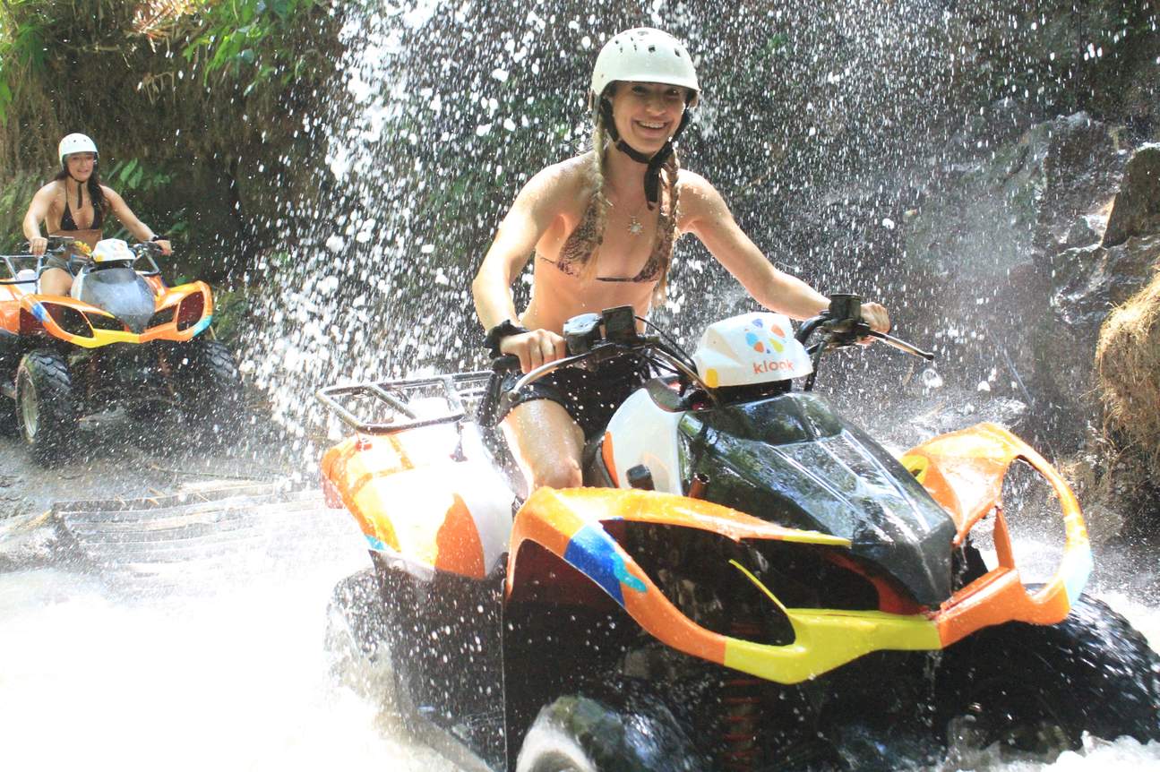 ウブド体験：ATVライドとラフティング（オプション）