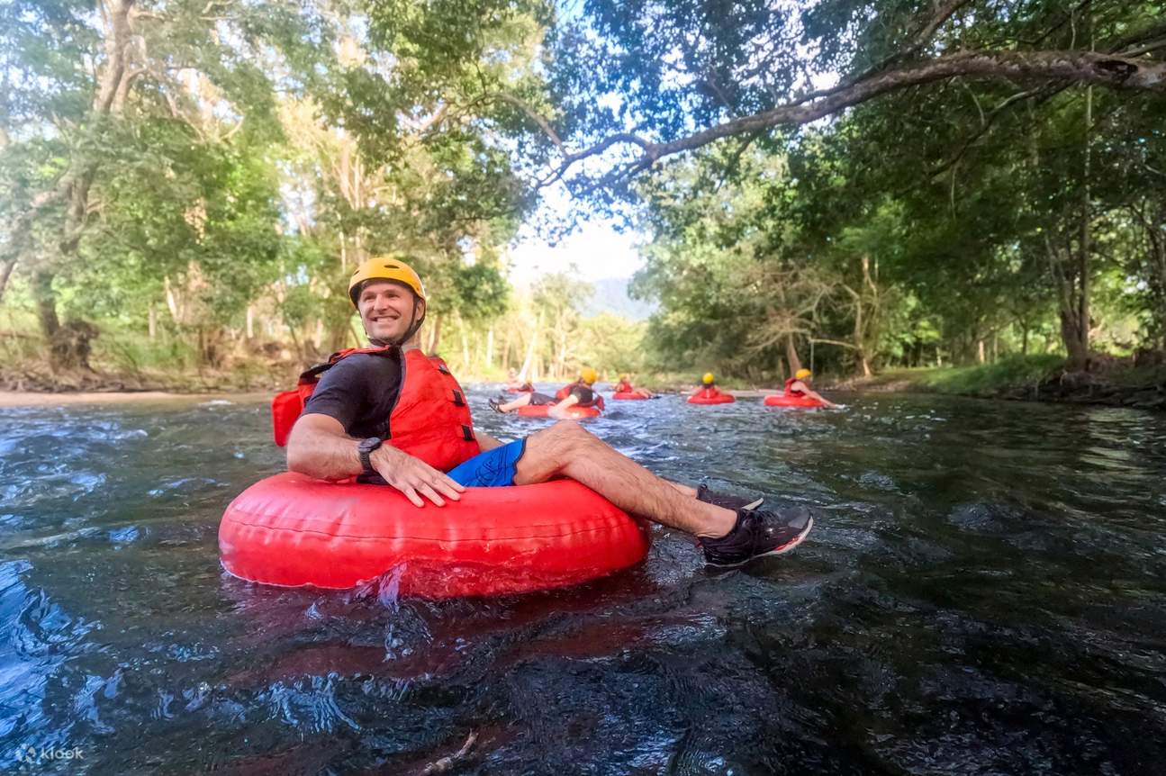Halbtägiges River Tubing-Erlebnis ab Cairns oder Northern Beaches