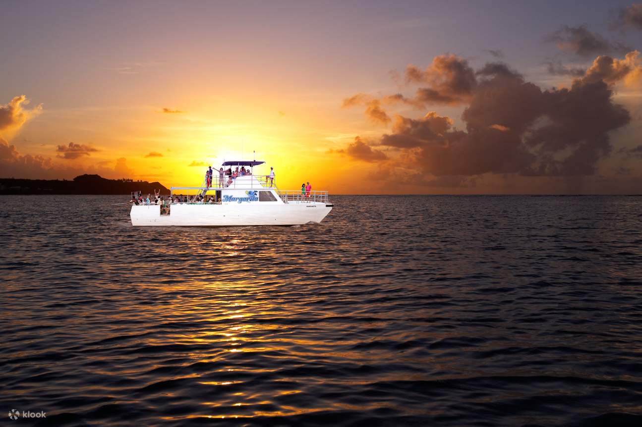 Grande crociera con cena al tramonto a Guam
