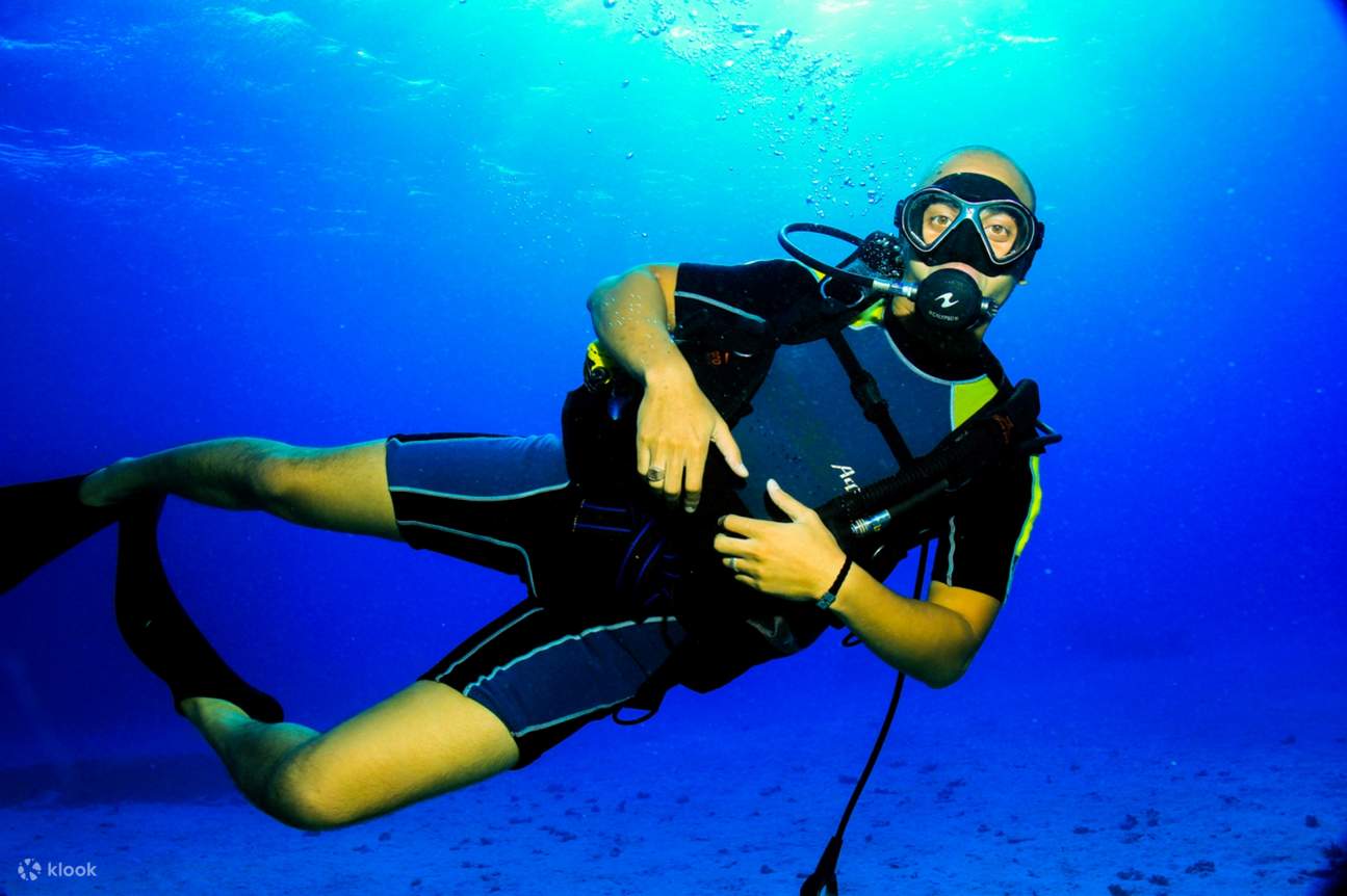 洪加达PADI开放水域潜水进阶课程 - 洪加达
