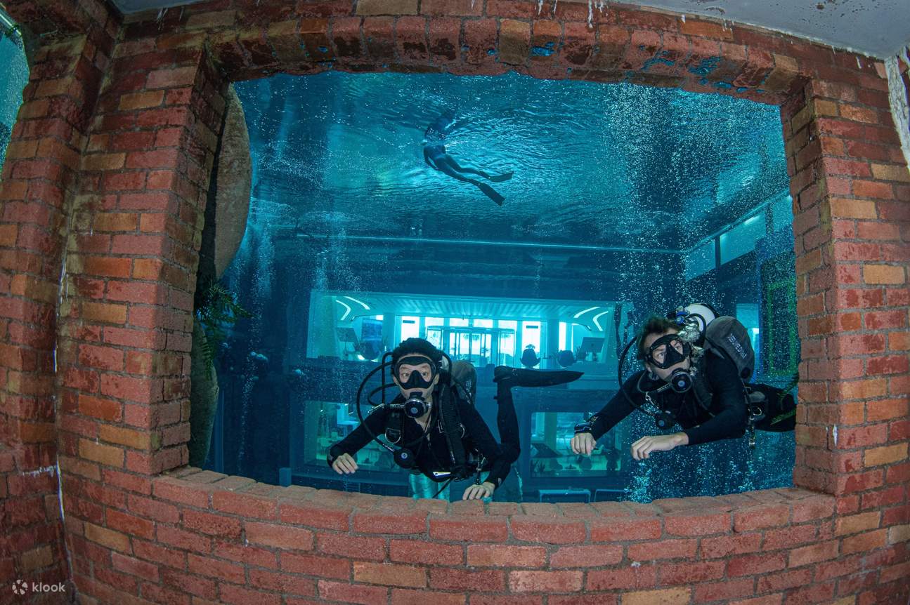 Beginners Scuba Diving at Deep Dive Dubai Klook United States
