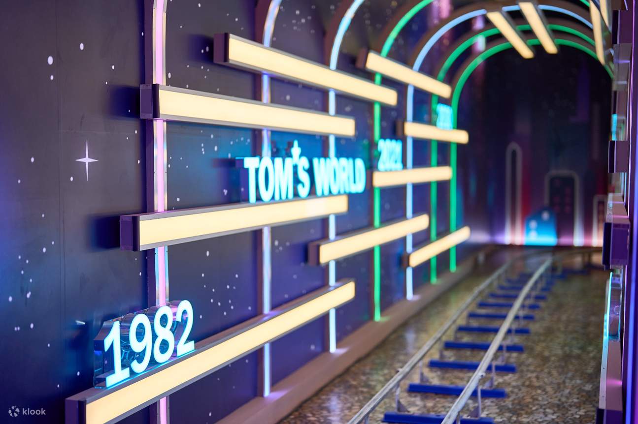 Tainan Mitsui Outlet Tom Bear