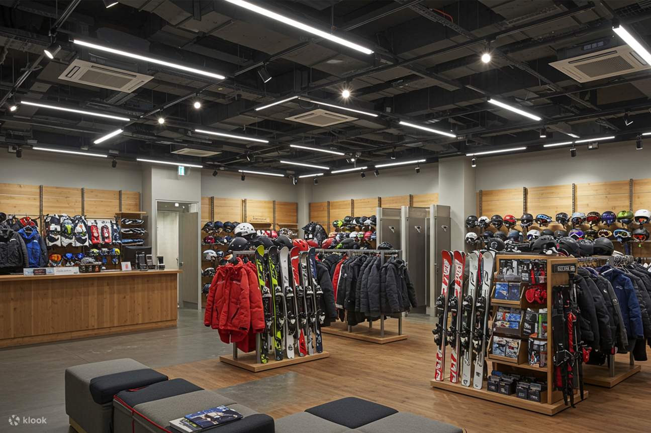 Penyewaan Pakaian Peralatan Pusat Peranginan Ski Gonjiam dan Kelas Ski dan Papan Salji