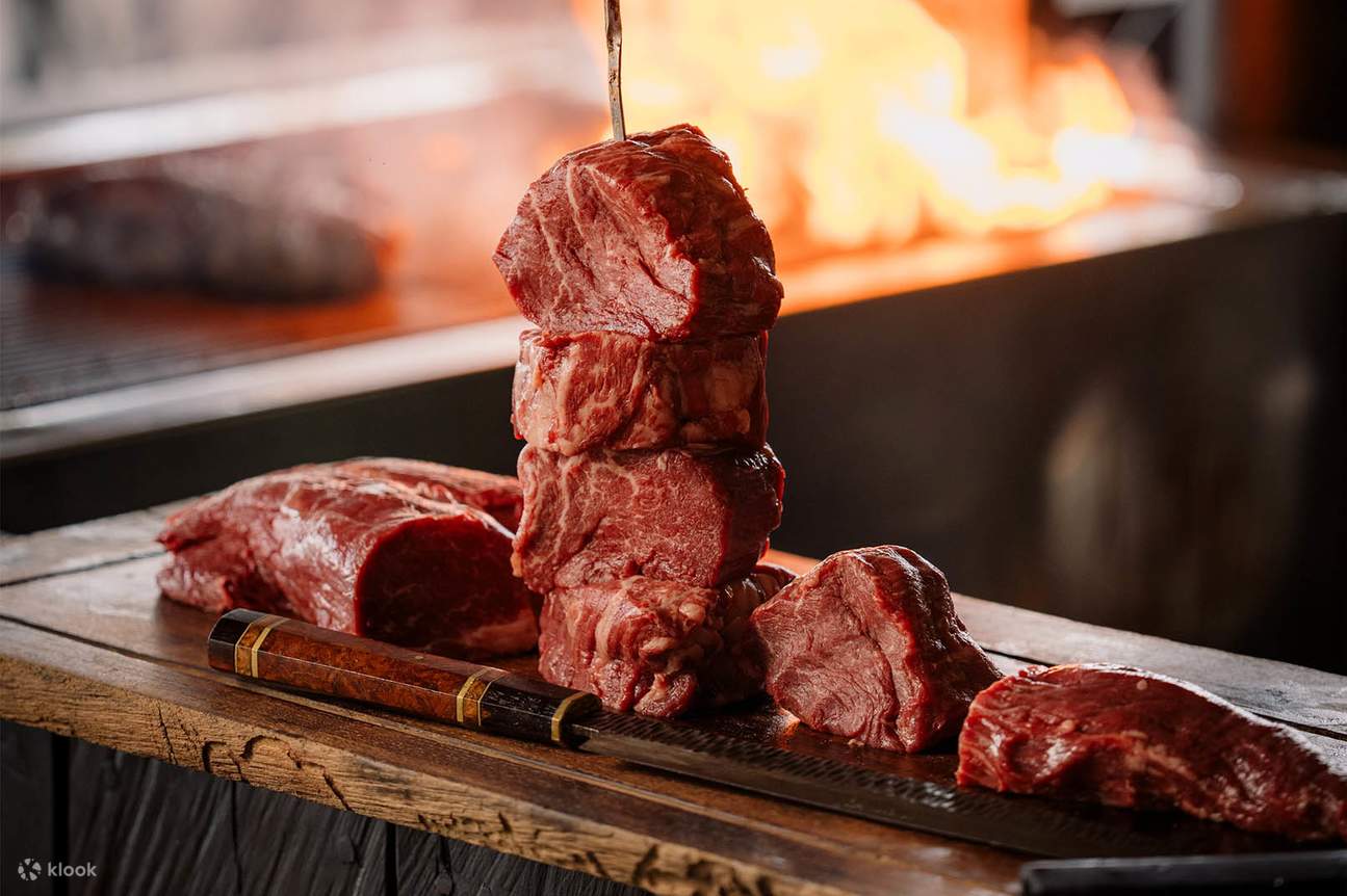 Seules les coupes les plus nobles arrivent sur notre grill, sélectionnées à la main, fraîches et préparées juste pour vous.