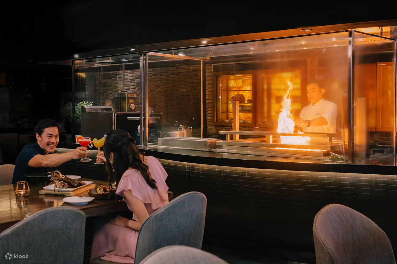 新加坡 voco Orchard 的 Opus Bar & Grill