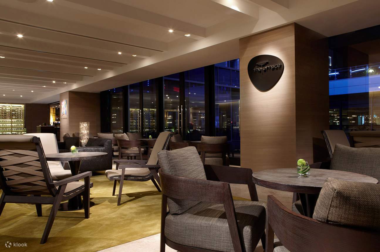 THE TERRACE Lobby Bar