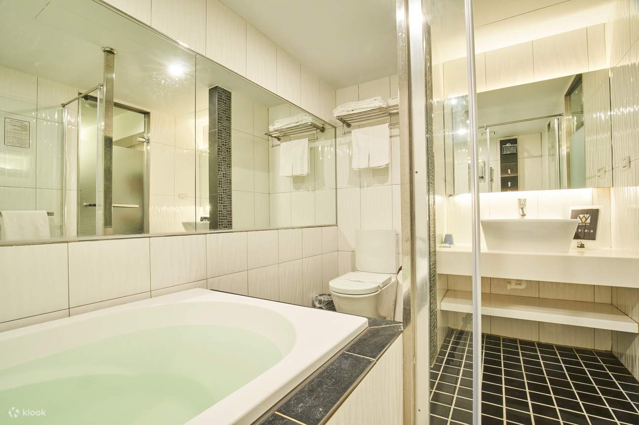 Jiaoxi: Ruide Fairy Tale Hotel - 더블 온천 객실 및 온천 쿠폰