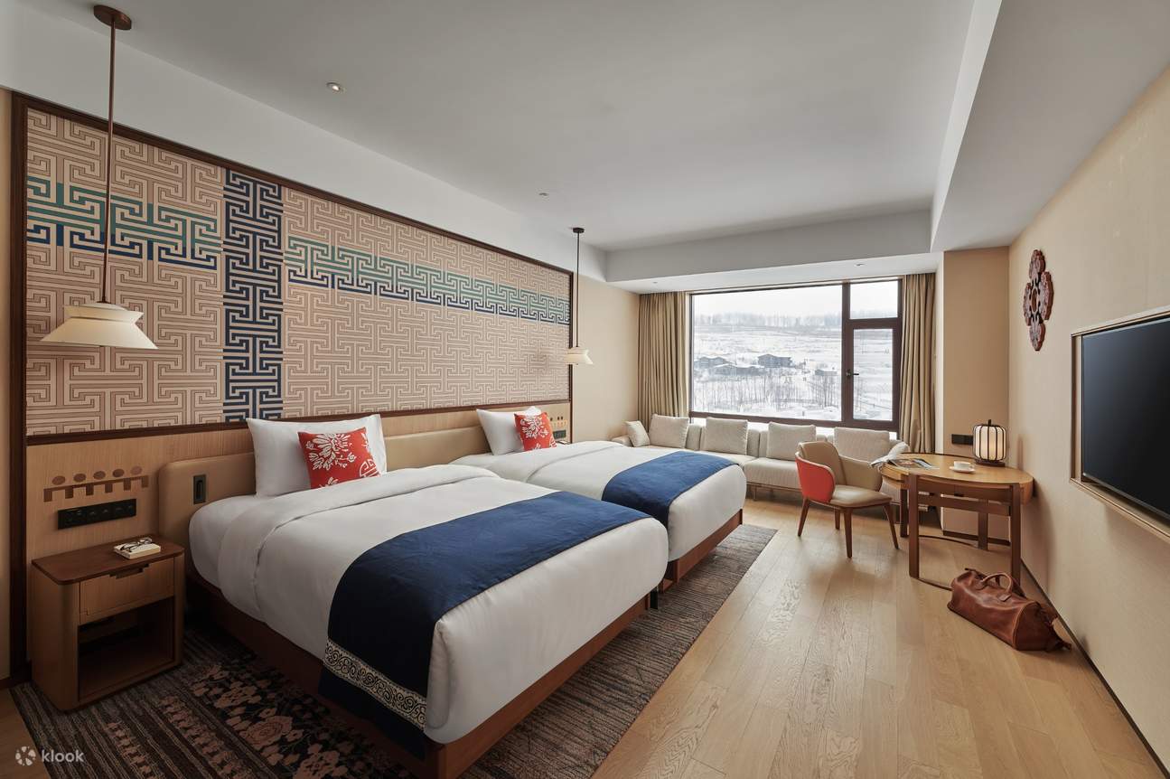 Club Med Changbaishan Resort (Accommodation + All-day Dining + Professional Skiing Lessons + Unlimited Skiing Experience + Hot Spring Center + Evening Parties)