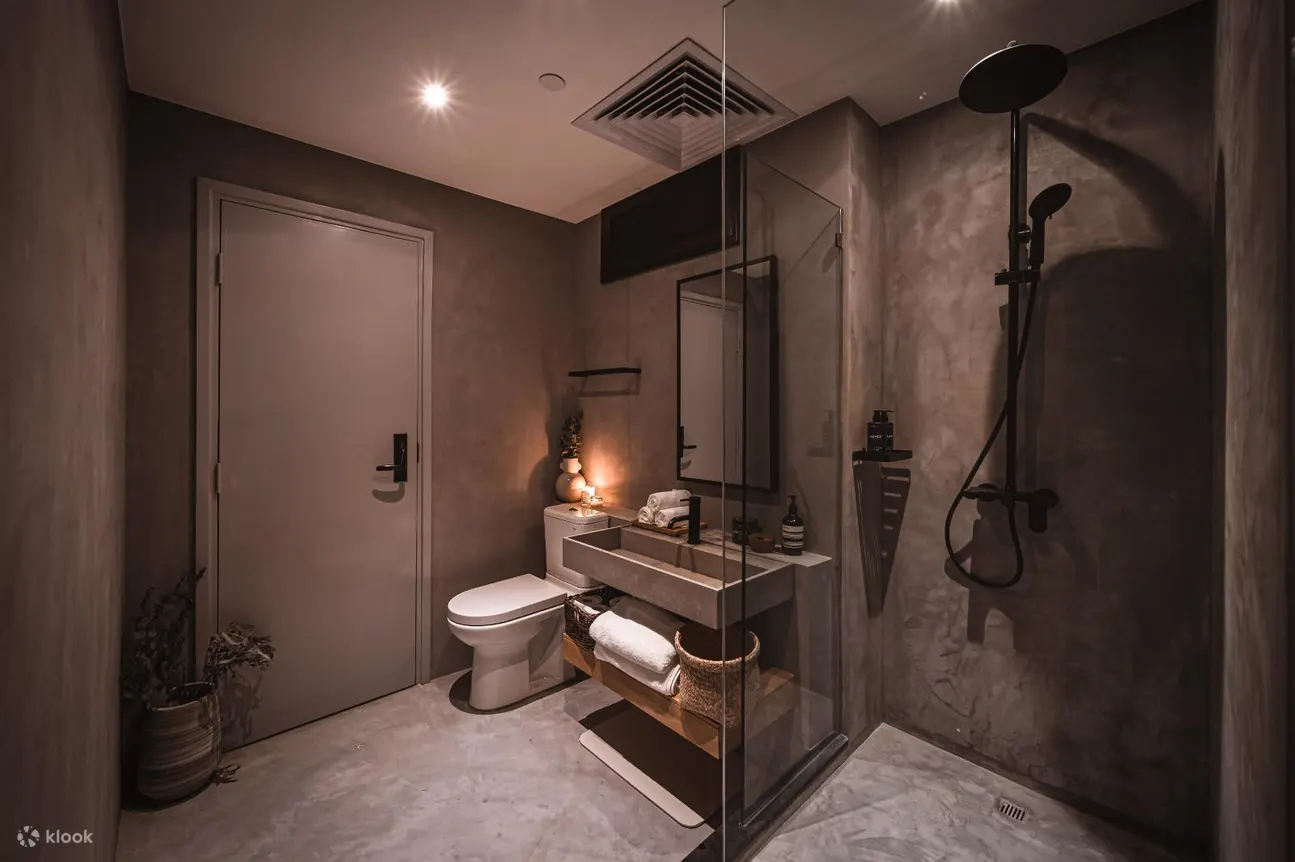 Elu Spa - Massages and Facials | Central