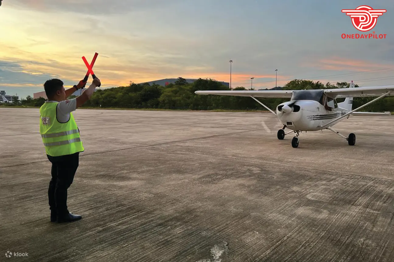 One Day Pilot Experience in Kuala Lumpur