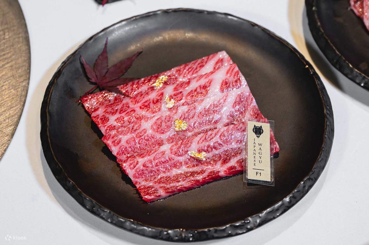 TORA Yakiniku x Cafe Crystal Design Center