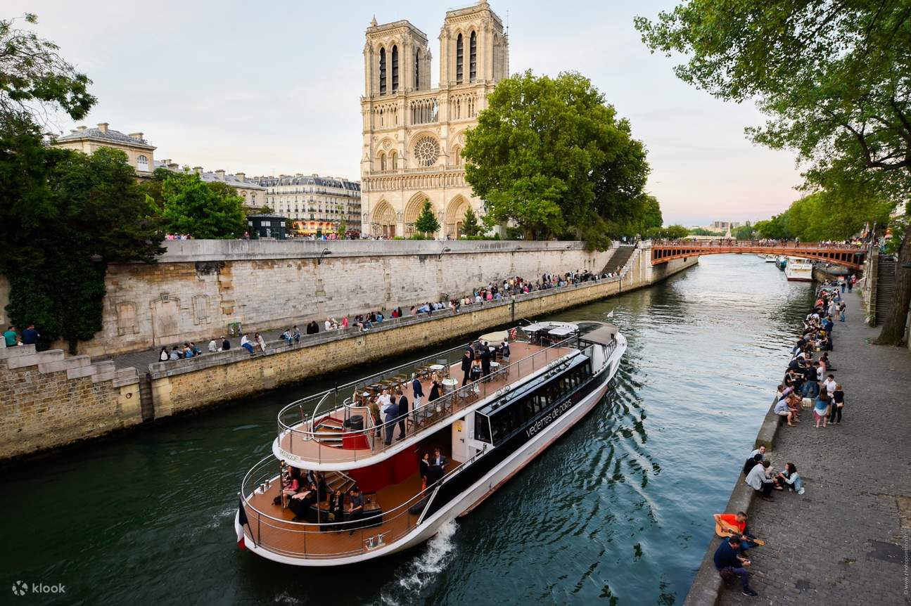 Guided Cruise on the Seine River by Vedettes de Paris - Klook Philippines
