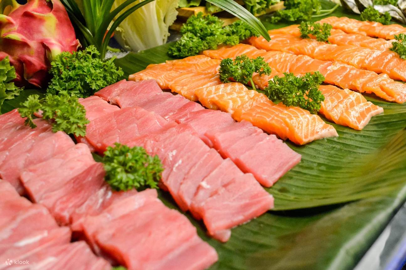 Seafood Buffet Dinner in Novotel Nha Trang - Klook