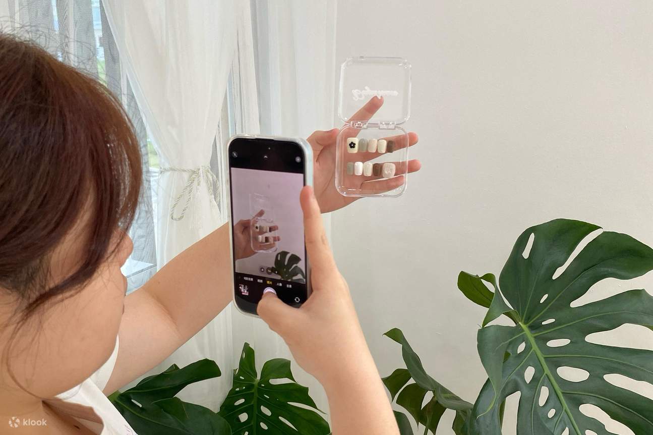 Press On Nails DIY oleh DayDream DIY Studio di Johor Bahru