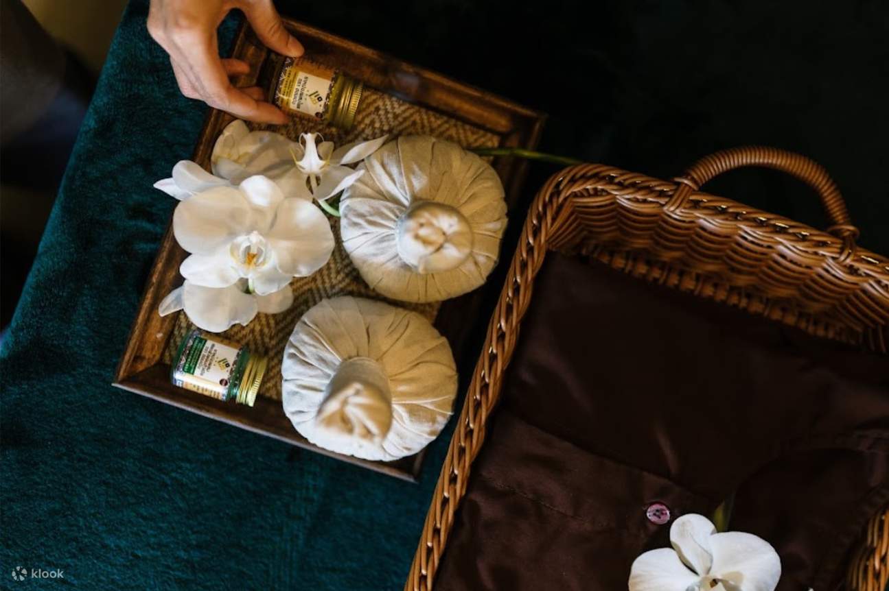 치앙마이 렛츠 릴렉스 스파 & 마사지