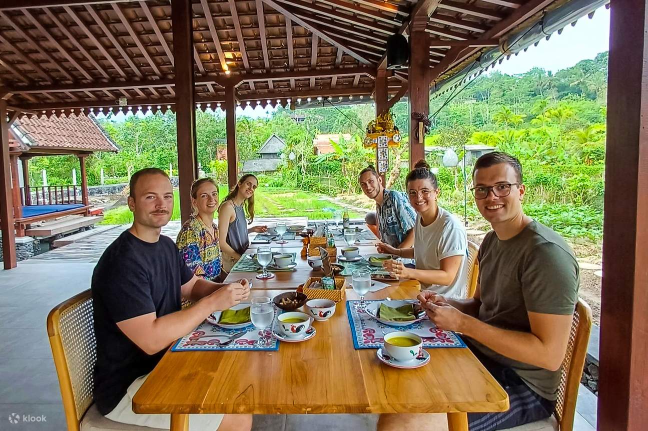 Balinesischer veganer Kochkurs in Ost-Bali mit Gartentour - Klook ... Balinesischer veganer Kochkurs in Ost-Bali mit Gartentour - Klook ...