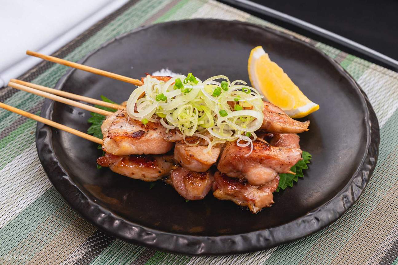 Ресторан и бар на крыше Up & Above в отеле The Okura Prestige Bangkok