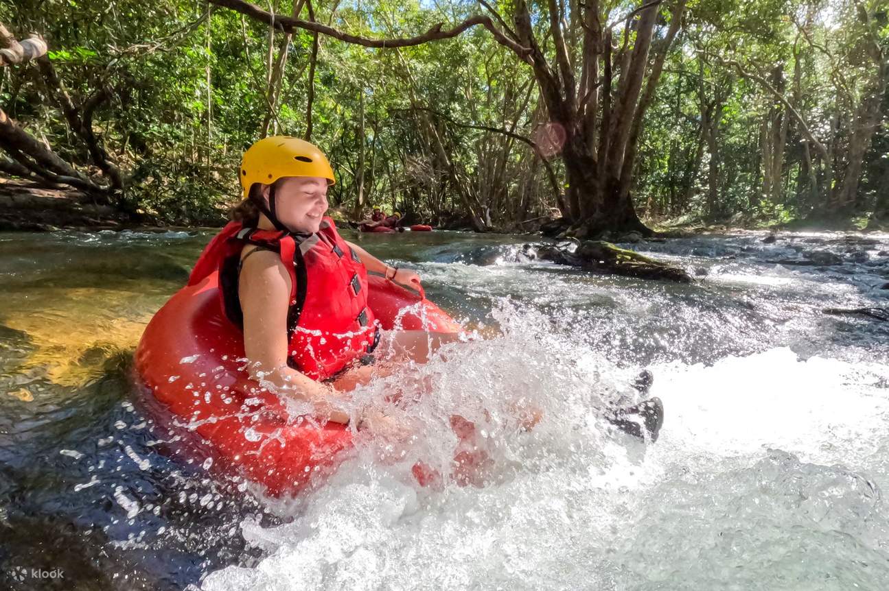 Halbtägiges River Tubing-Erlebnis ab Cairns oder Northern Beaches