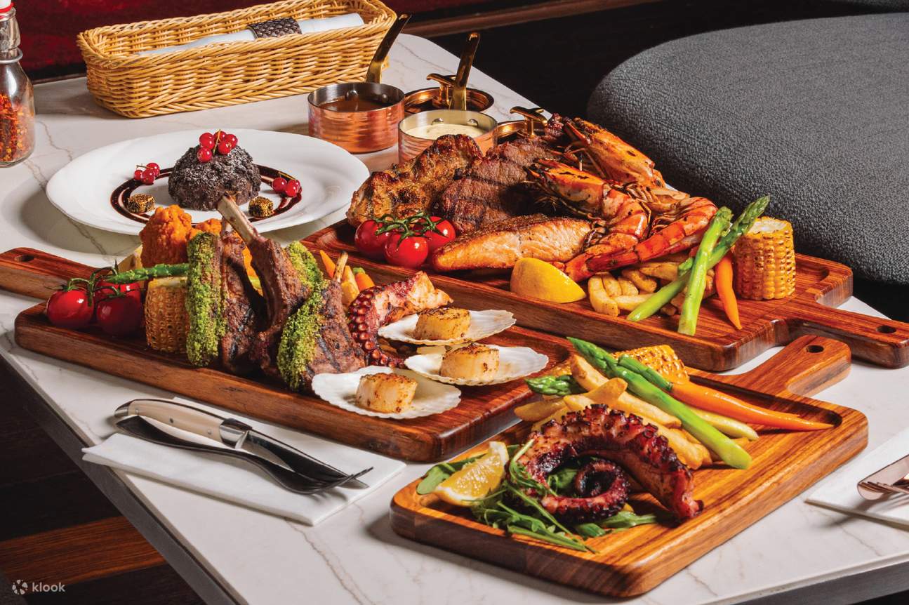 Riverside Terrace tại Grand Copthorne Waterfront