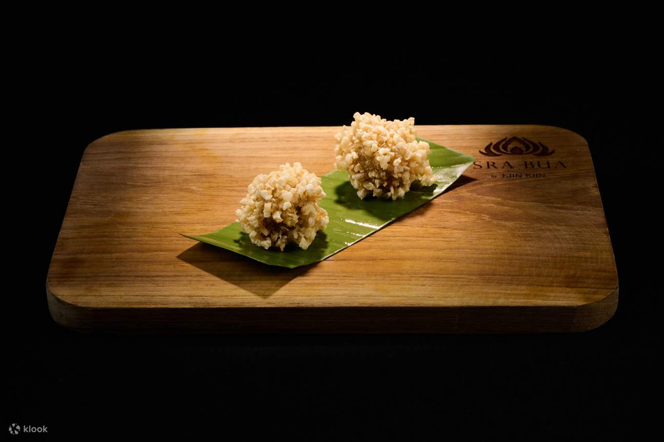 Sra Bua by Kiin-Kiin (Một sao MICHELIN 2023) tại Siam Kempinski Hotel Bangkok