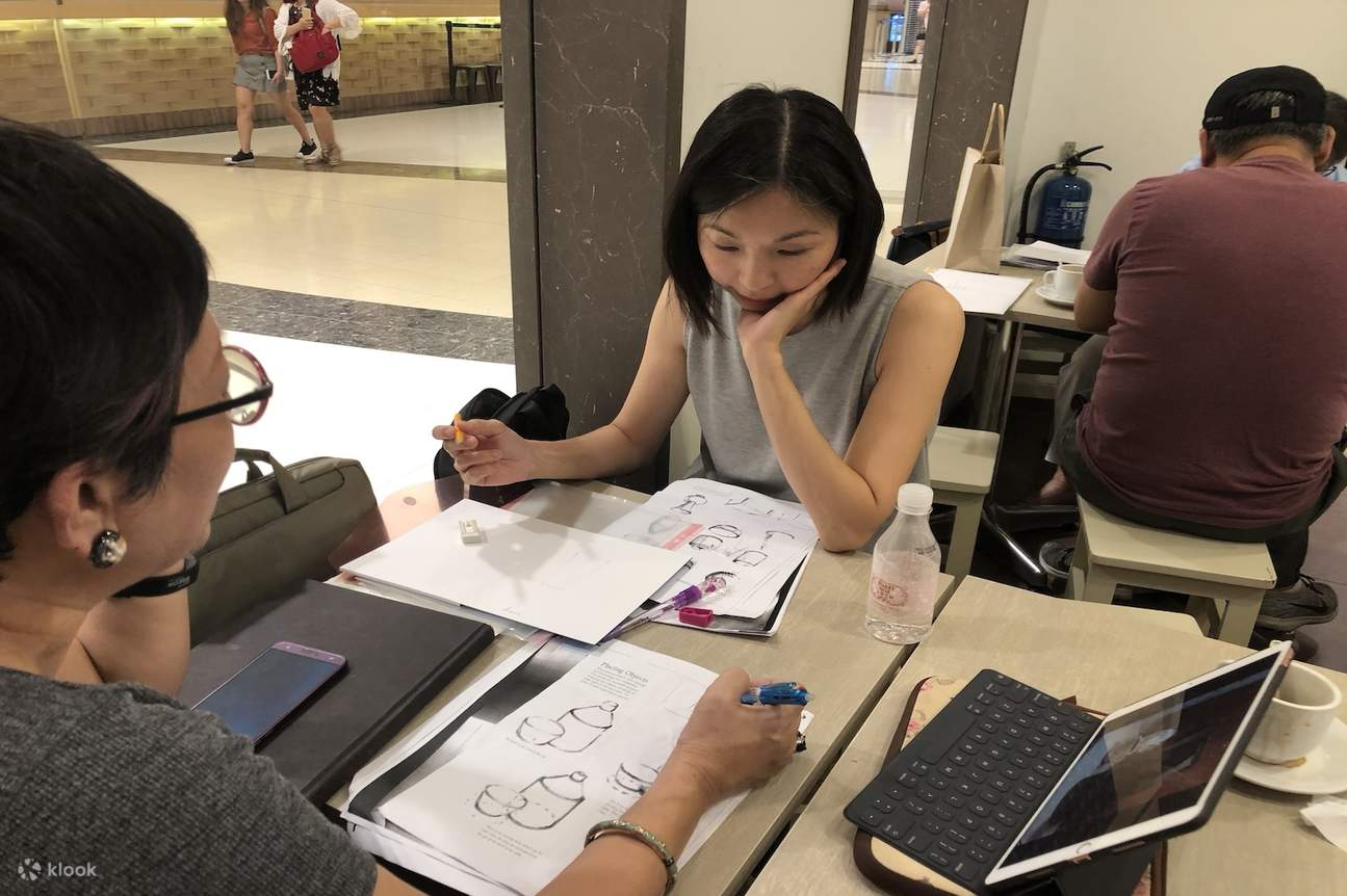 Lokakarya Membuat Sketsa dan Melukis dengan Heritage Walk