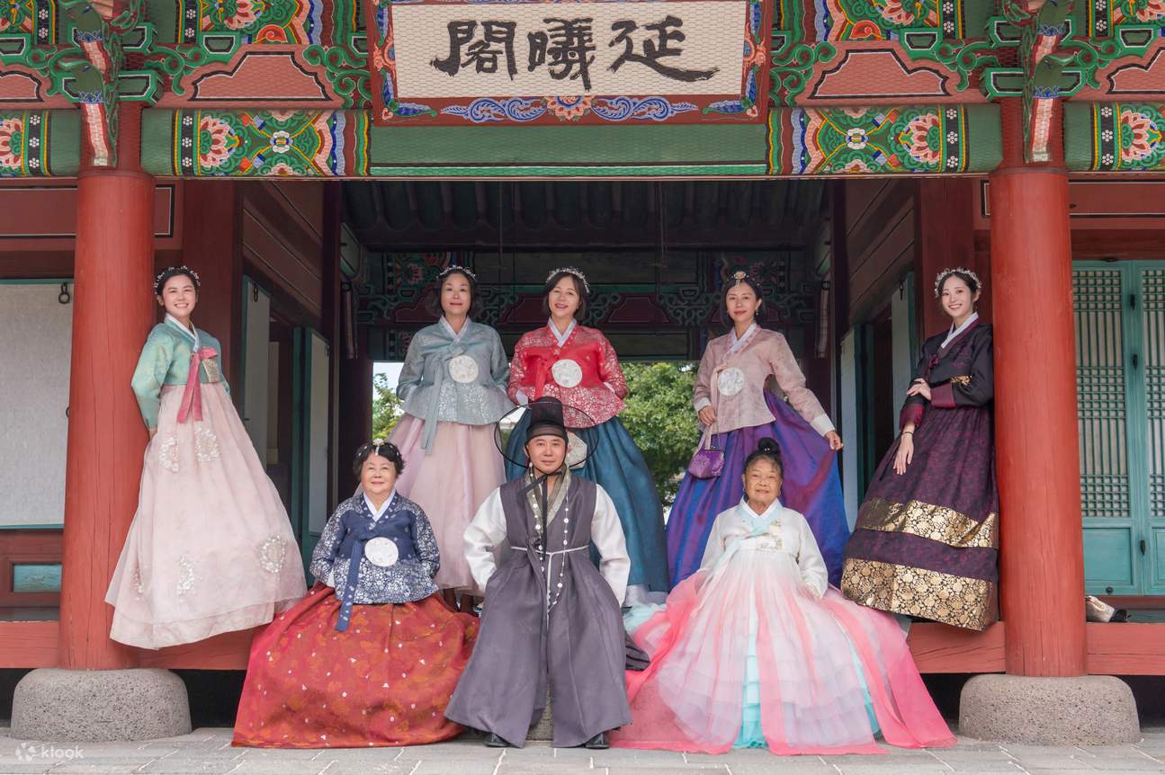 Dịch vụ Cho thuê Hanbok Cao cấp tại Jeju