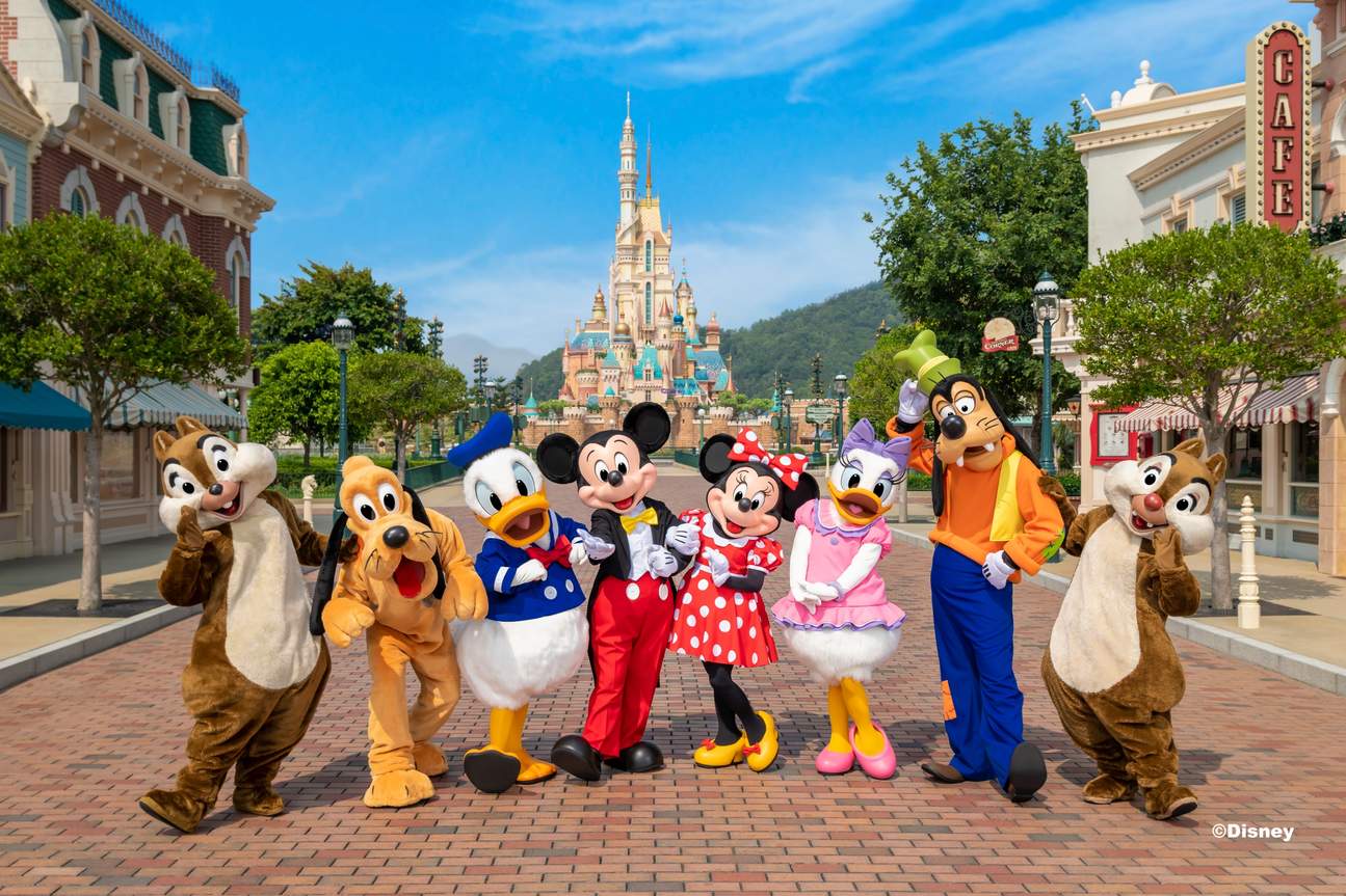 Disney characters at Hong Kong Disneyland