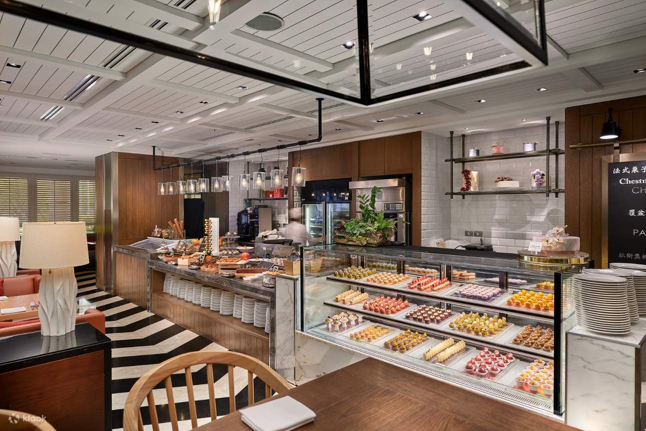 ...is a contemporary show kitchen style buffet with a wide variety of inter