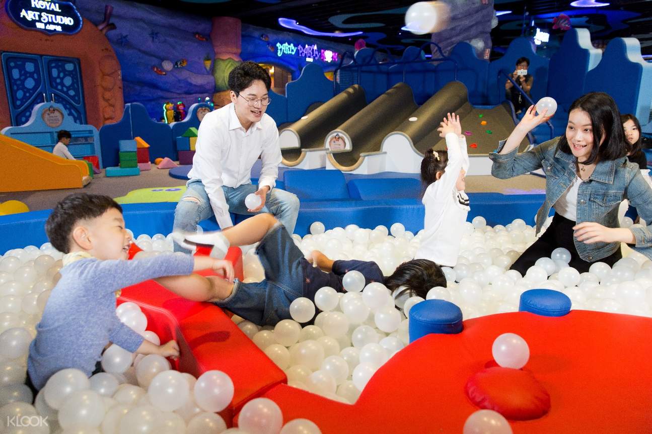 Tiket Taman Bermain Lotte World Taman Ank-anak Kerajaan 