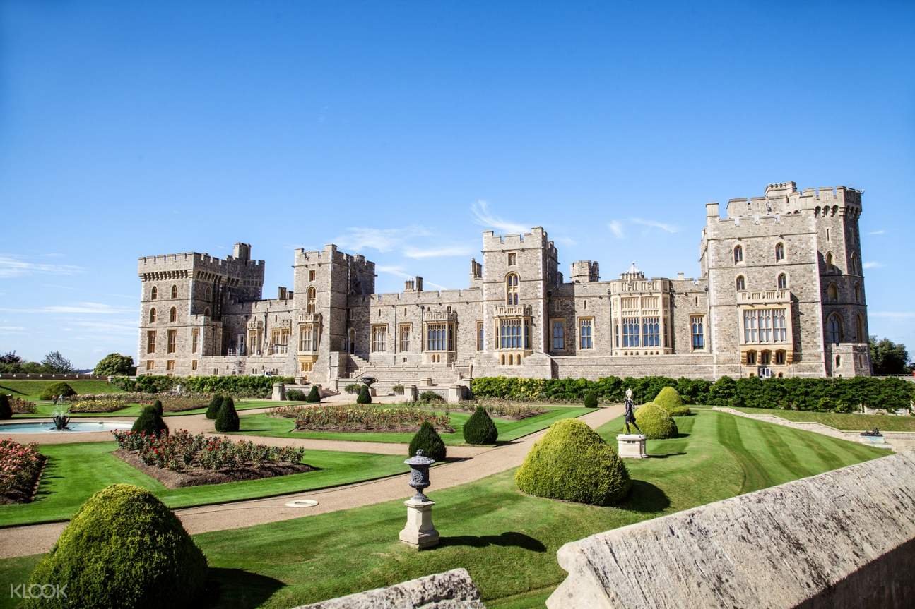 Windsor Castle & Buckingham Palace Day Tour in London