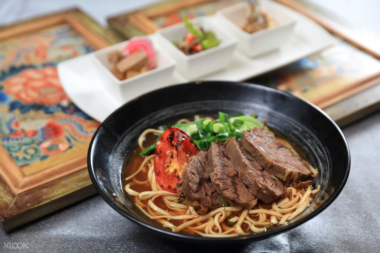 溫泉極品牛肉麵