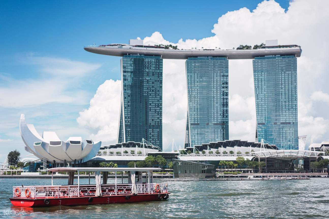 Гостиница корабль в сингапуре