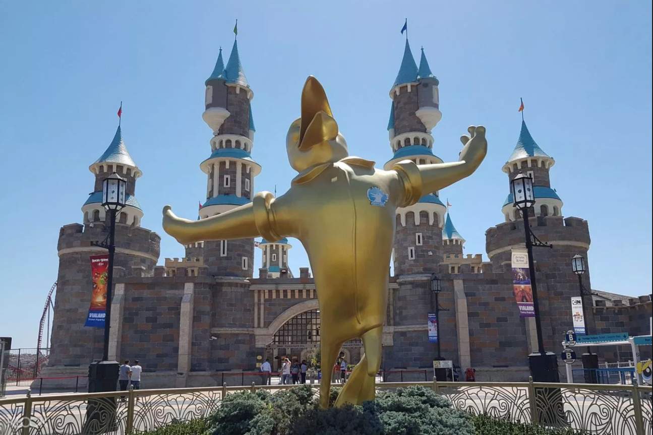 Vialand Theme Park and Aqua Florya Mall Day Trip in Istanbul(03)